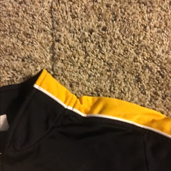 🔥🔥 Vintage Short sleeved dark blue and gold Puma track jacket - Picture 5 of 7